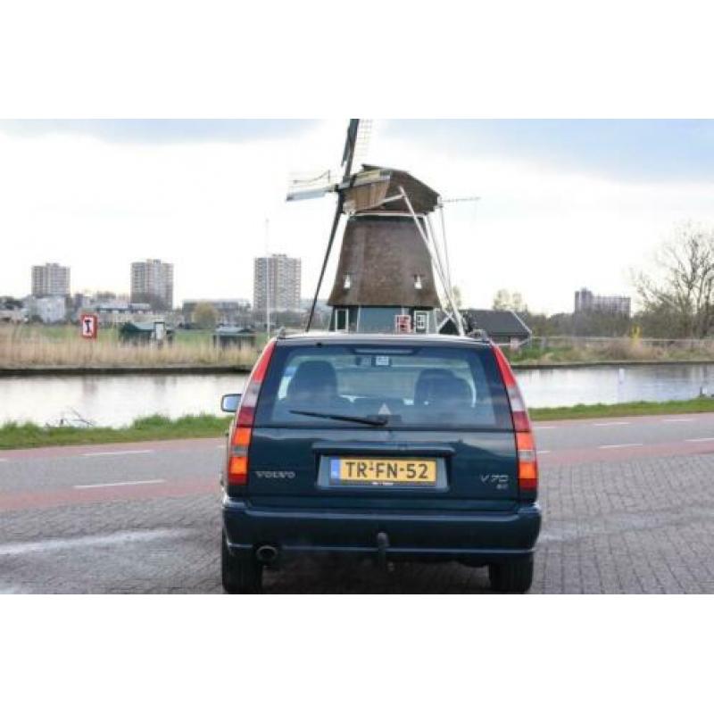 Volvo V70 2.5 Sports-Line Sterk en betrouwbaar