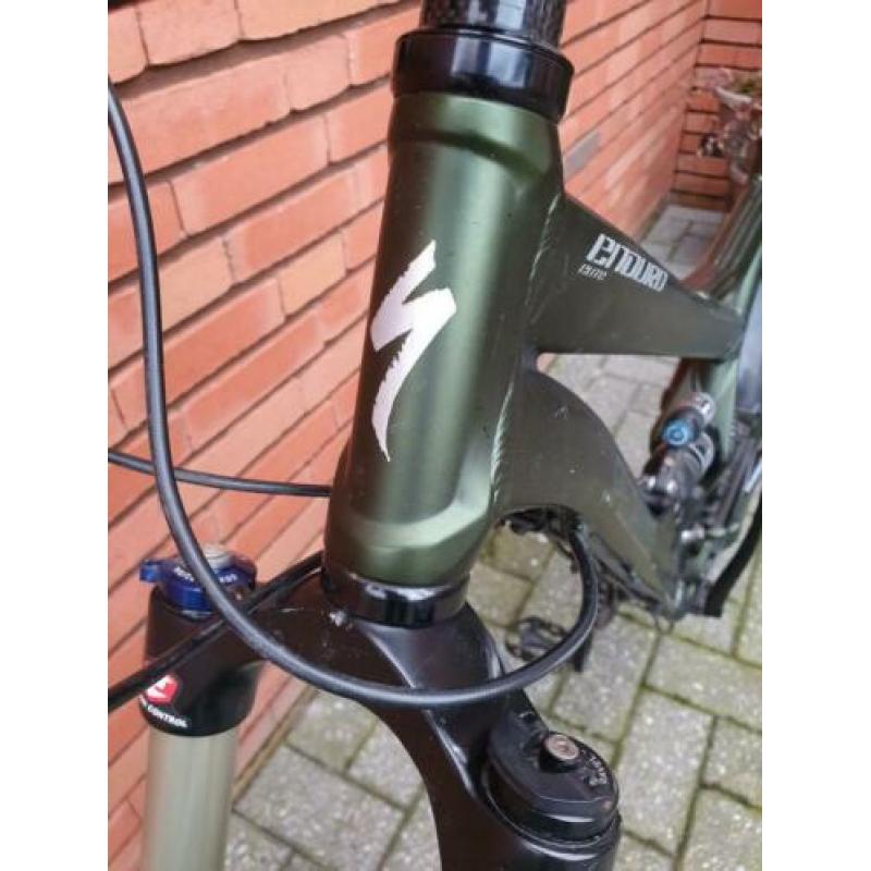 Specialized Enduro Elite 26" full suspension maat L