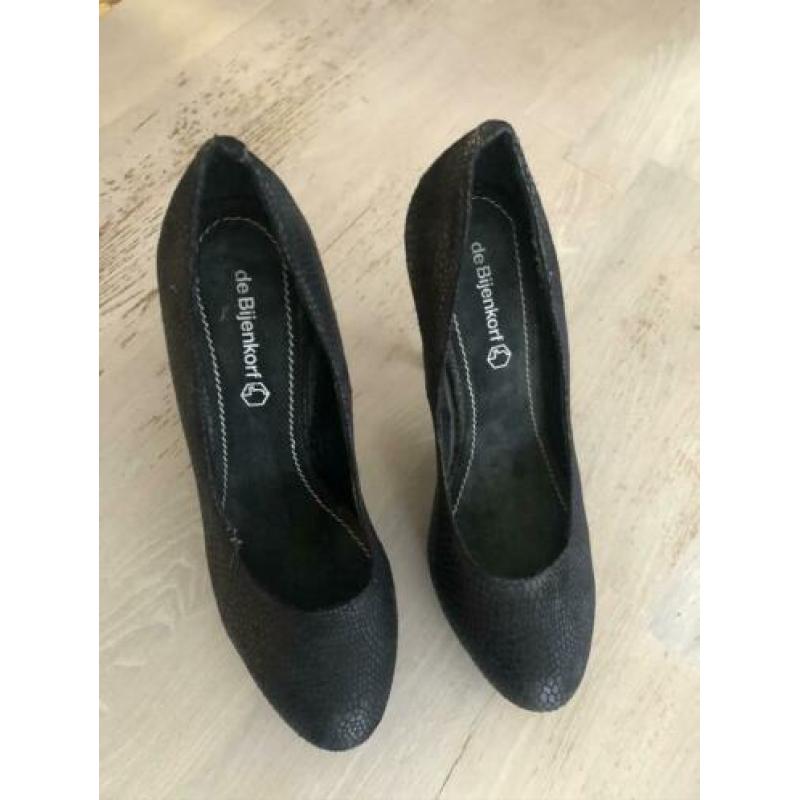 Zwarte pumps/ maat 40 Bijenkorf