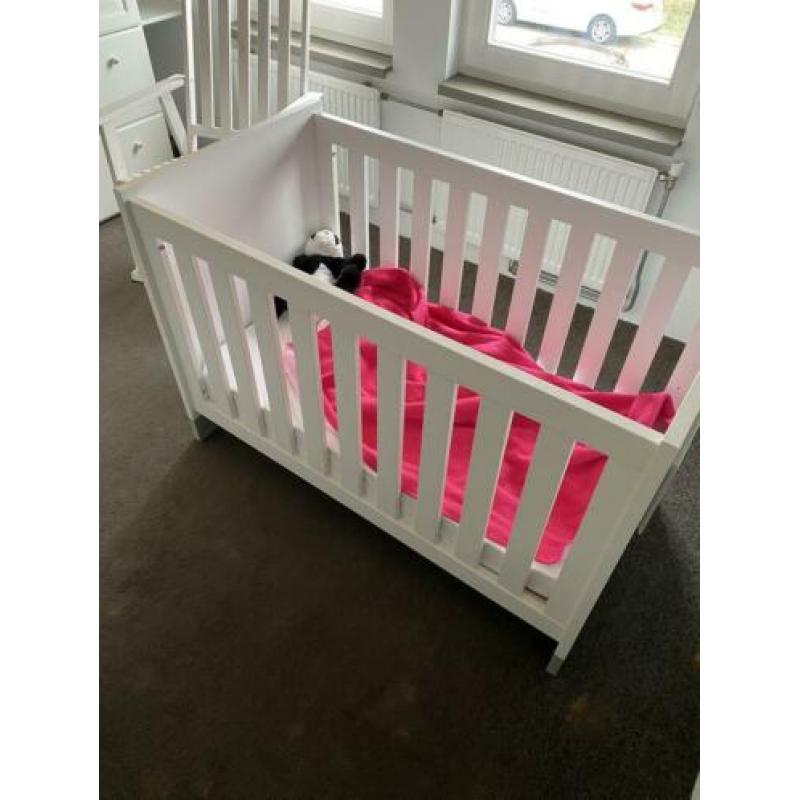 Complete baby kamer en kinderwagen bugaboo cameleon+maxicosi