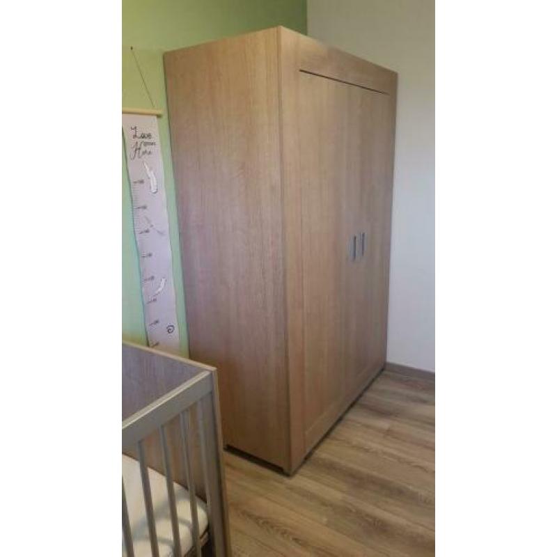 Complete babykamer, 4 delig. Ledikant, kast, commode, plank