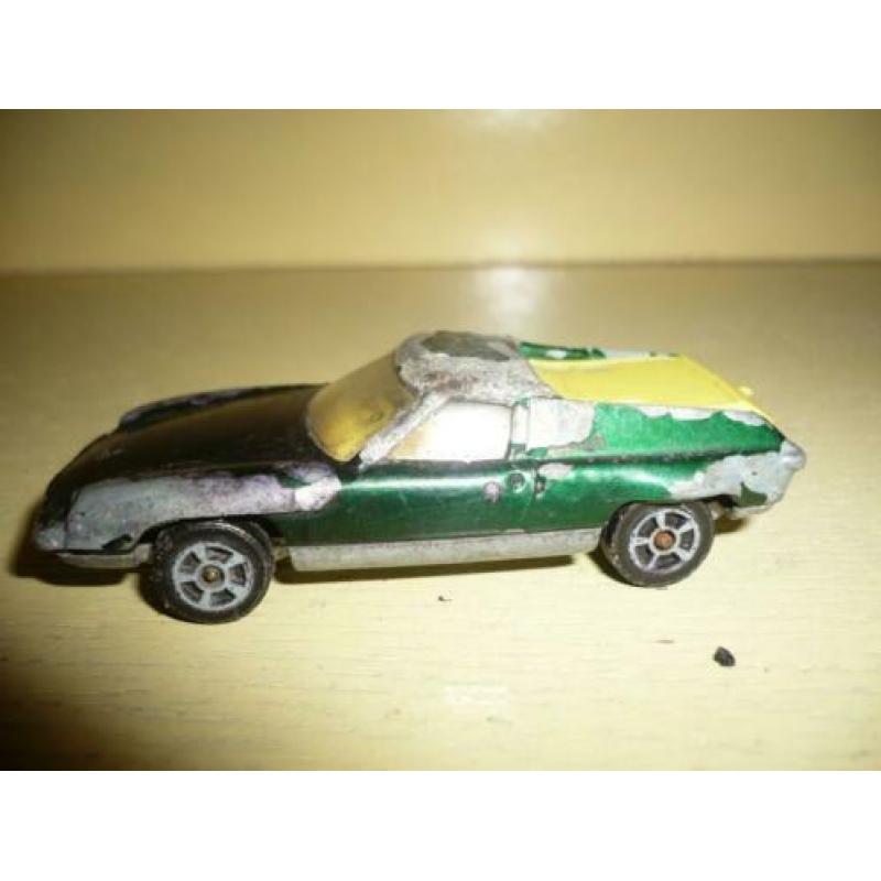 Mie18> oude corgi lotus europa