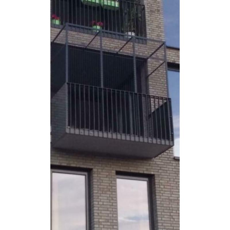 Op maat gemaakte kattenrennen en andere dierenverblijven