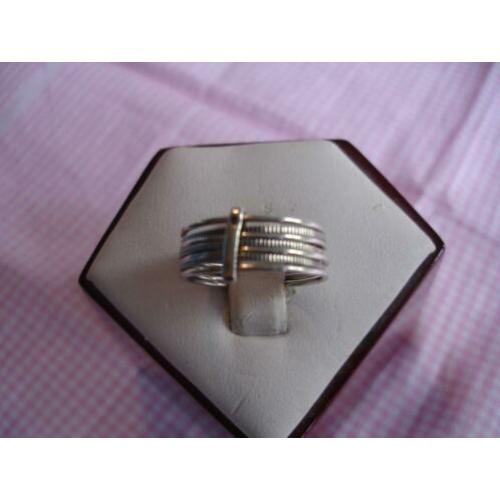 ?€24,50 MOOIE ANTIEKE ZILVEREN RING MT 17 - vcmr