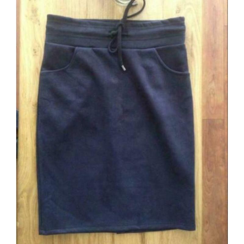 Nieuw donkerblauw suedine jasje MADE IN ITALY