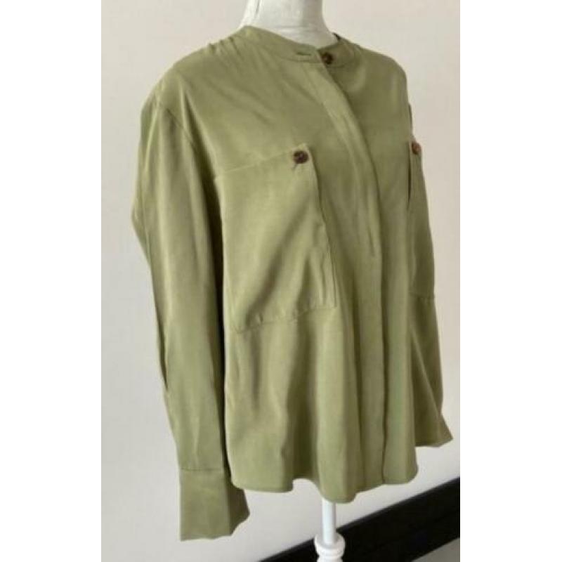 Mango blouse in legergroen. NIEUW!