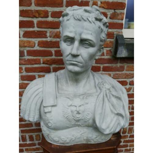 Oude gipsen buste