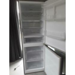 Samsung rvs koel-diepvriescombinatie.