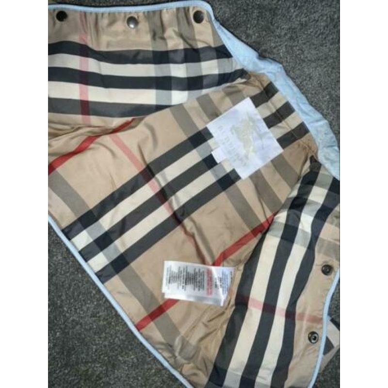 Burberry baby zomer jasje maat 62 68 3 maanden