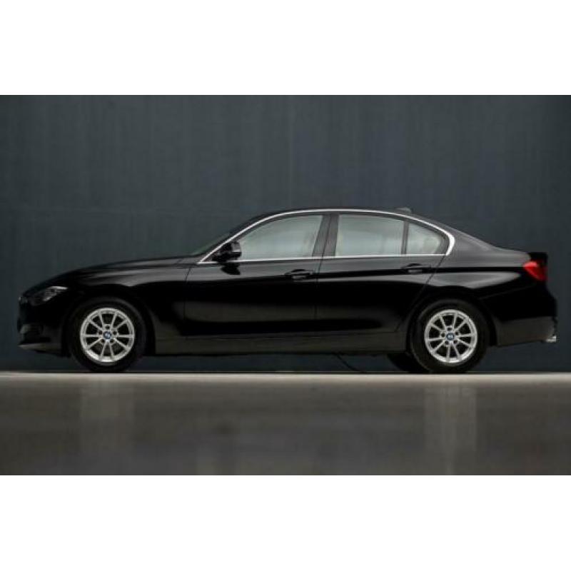 BMW 3-serie 316i Executive Sport (NAVIGATIE, HARMAN/KARDON,