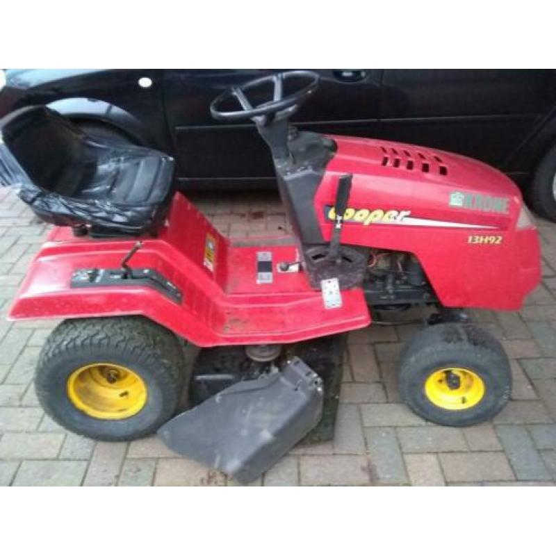 Te koop zitmaaier hydrostaat.