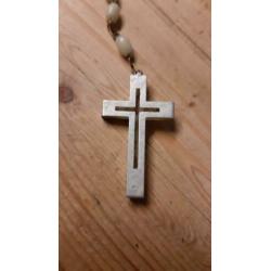 Oude rpzenkrans eau de Lourdes
