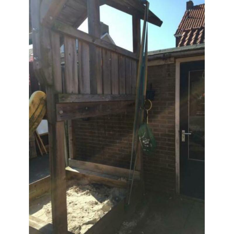Houten speelhuisje