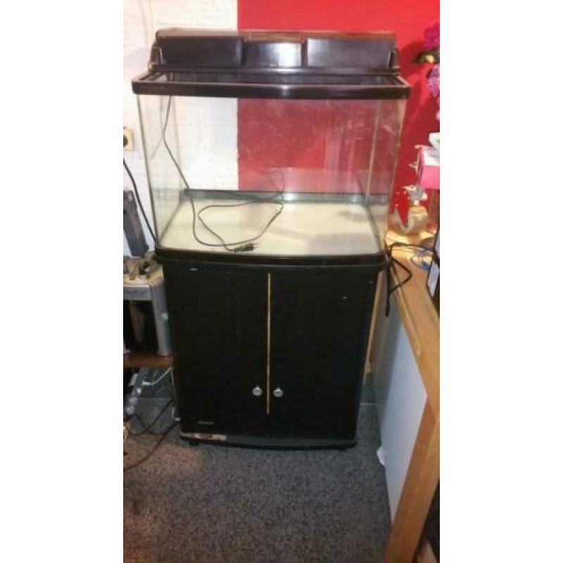 Open aquarium met onderkast