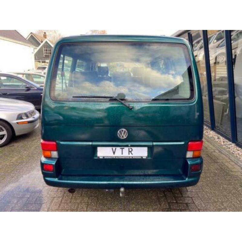 Volkswagen Transporter Caravelle CL 2.5 Syncro Benzine 8 Per