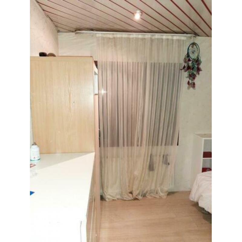 Kamer te huur voor