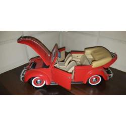 Volkswagen Kever Cabriolet 1/18 Maisto