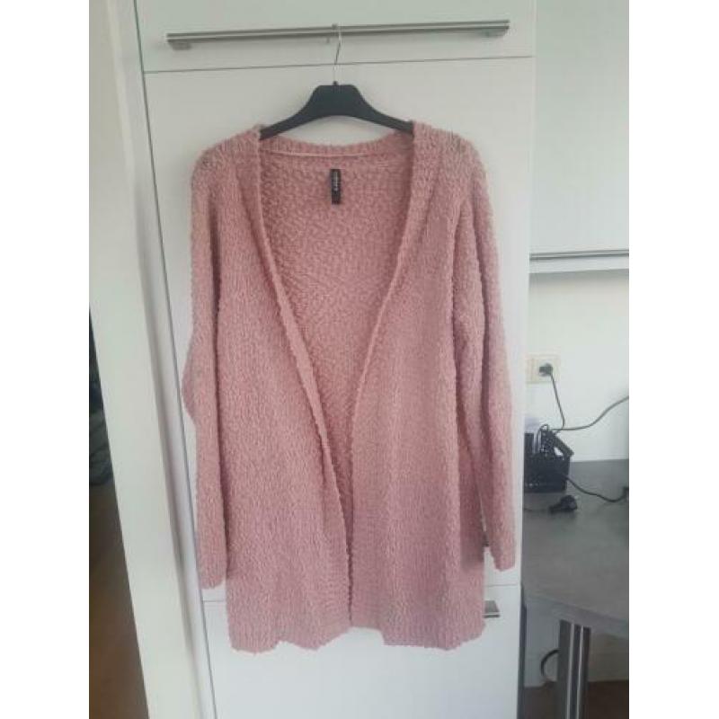 Zacht Vest kleur oud roze maat L NIEUW