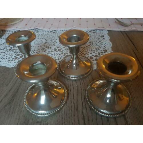 Verzilverde juwelier kandelaars parelrand