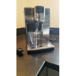 Volautomatische espressomachine *Style by Adriana*