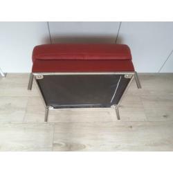 Ikea hocker, Arild, mooie warm rode kleur.