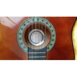 Spaanse kinder gitaar