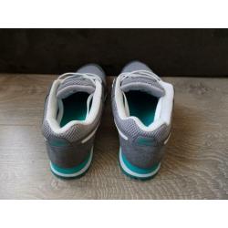 Nike dames sneakers | Maat 38,5 (valt als 38)
