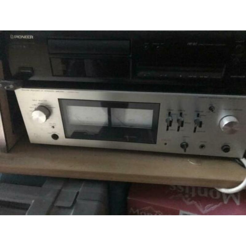Audio apparatuur en luidsprekers