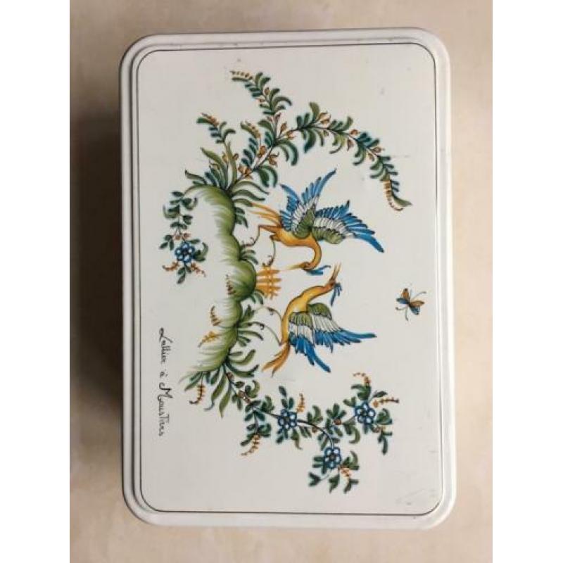 5 oude Massilly France blikjes