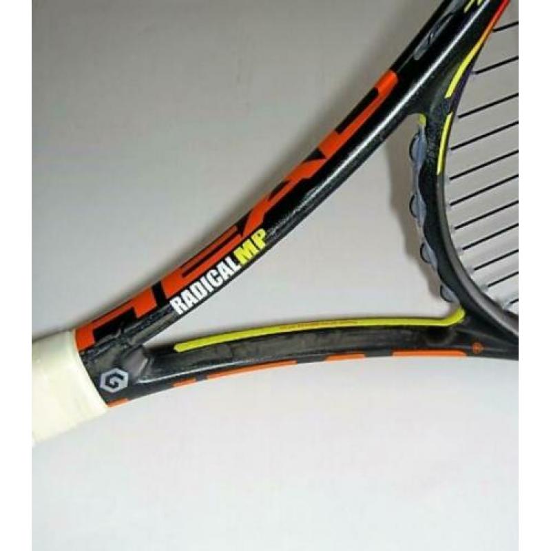 Trendy Tennis Racket Graphene Radical MP met bewaar Tas