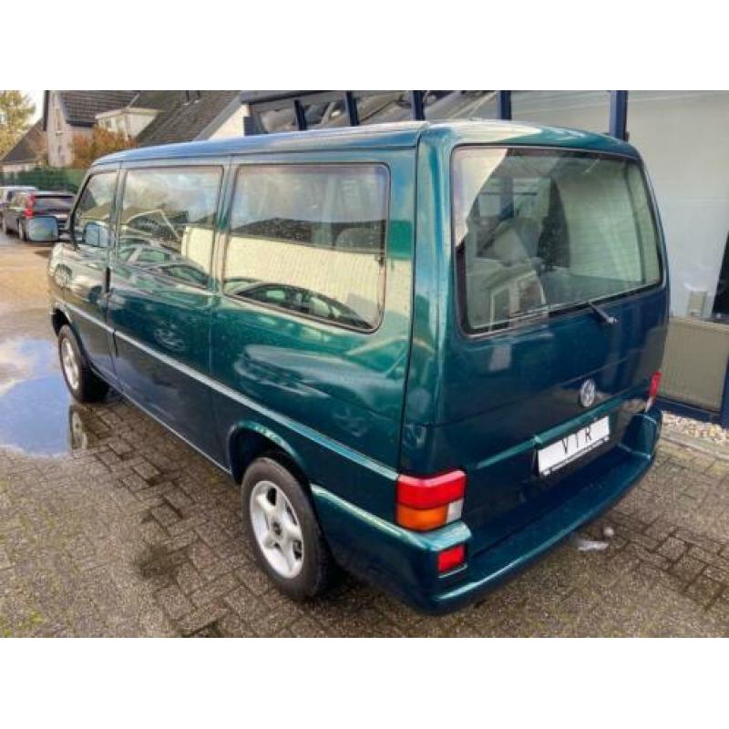 Volkswagen Transporter Caravelle CL 2.5 Syncro Benzine 8 Per