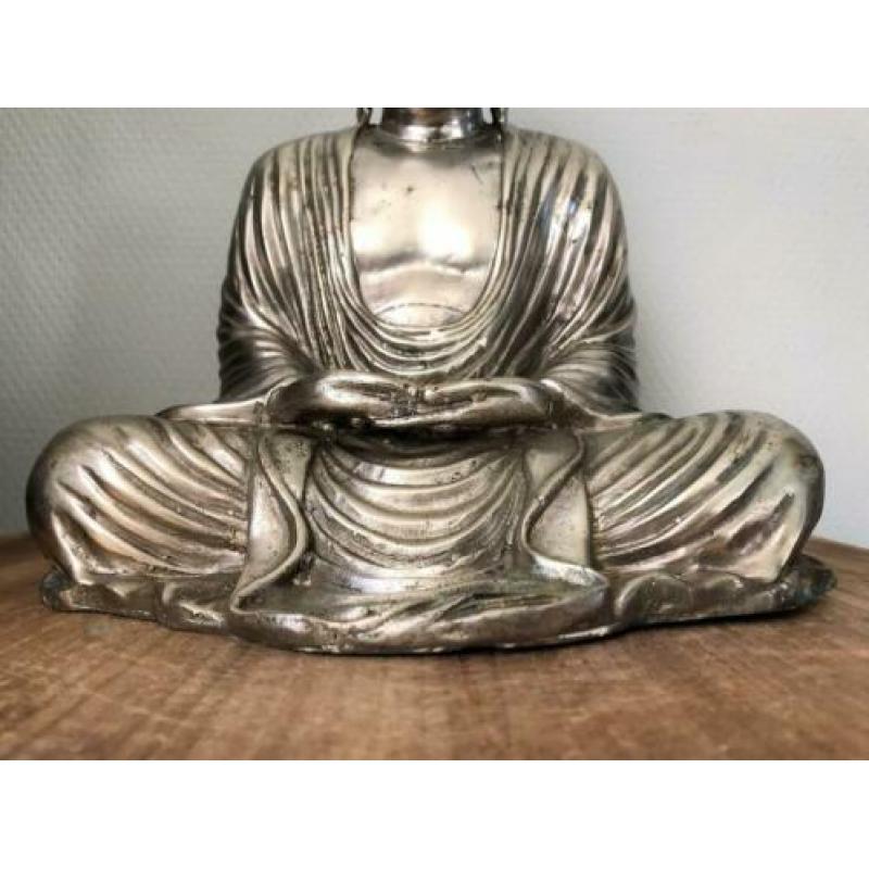 Japans Kamakura Amida Buddha Kotoku-in beeld