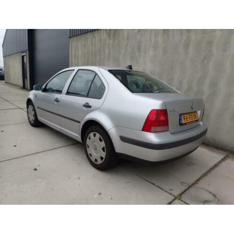 Volkswagen Bora 1.4-16V Trendline