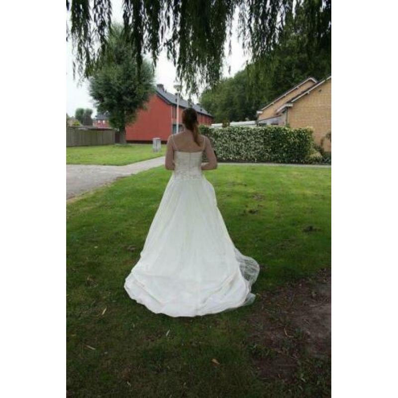 Prachtige trouwjurk maat 38/40