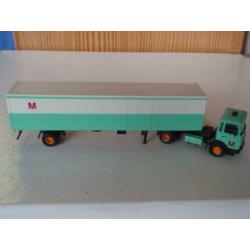 KIBRI MAN met gesloten trailer van MIGROS