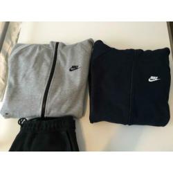 Collectie Nike tech fleece vesten en broek 2020 *OPRUIMING*