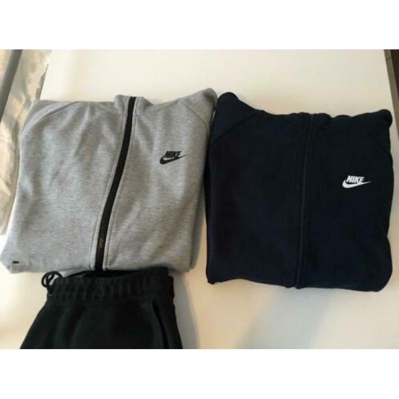 Collectie Nike tech fleece vesten en broek 2020 *OPRUIMING*
