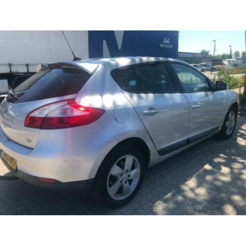 Renault Mégane TCe 130 Expression Export prijs ex bpm.