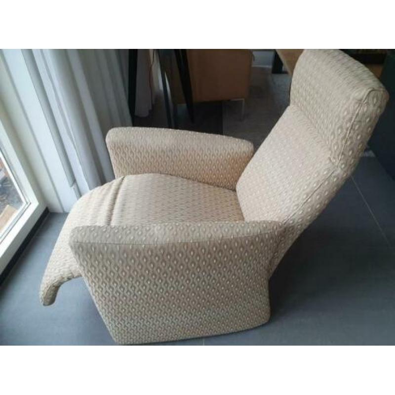 zeer nette luxe relaxfauteuil / stoel elektrisch