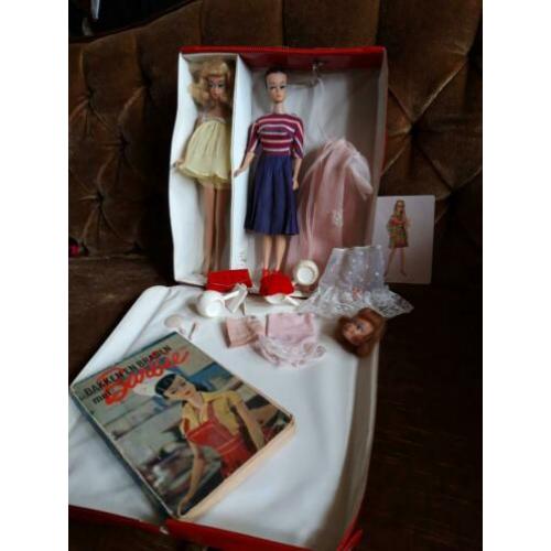 Barbie lot met koffer