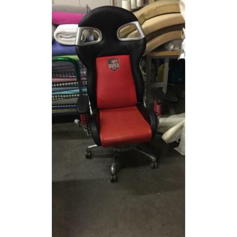 Hele unieke stoel nergens te koop dusa