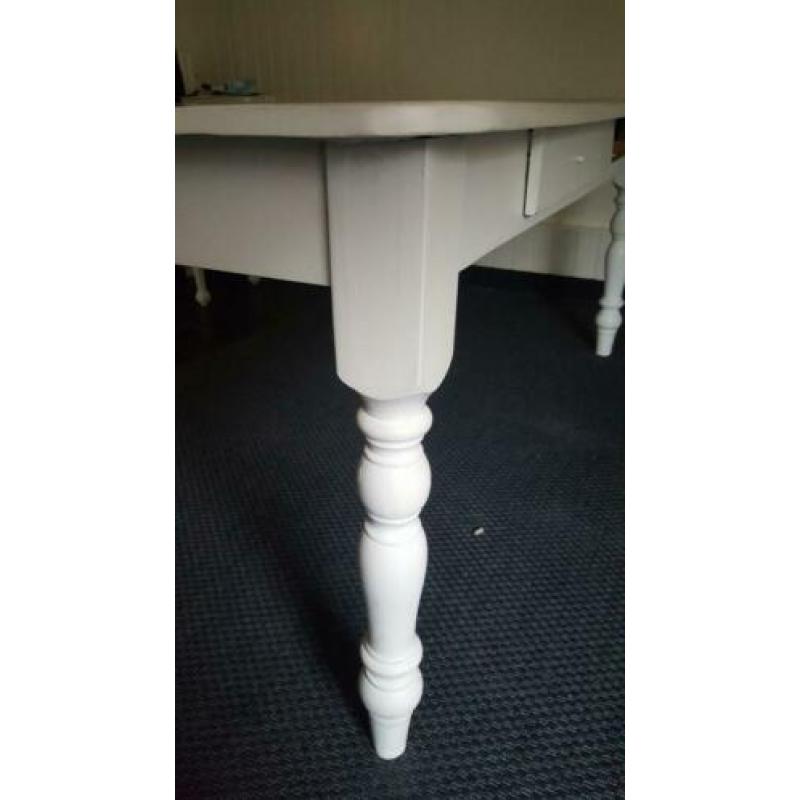 Brocante keukentafel