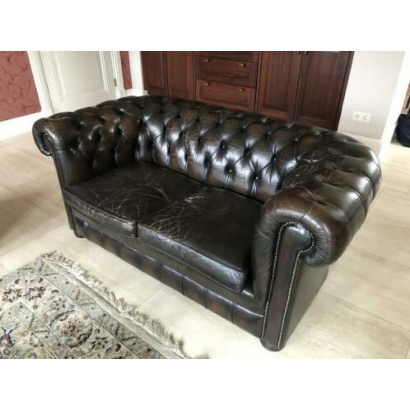Chesterfield bank(en), donkerbruin leer/leder 2 & 3zits