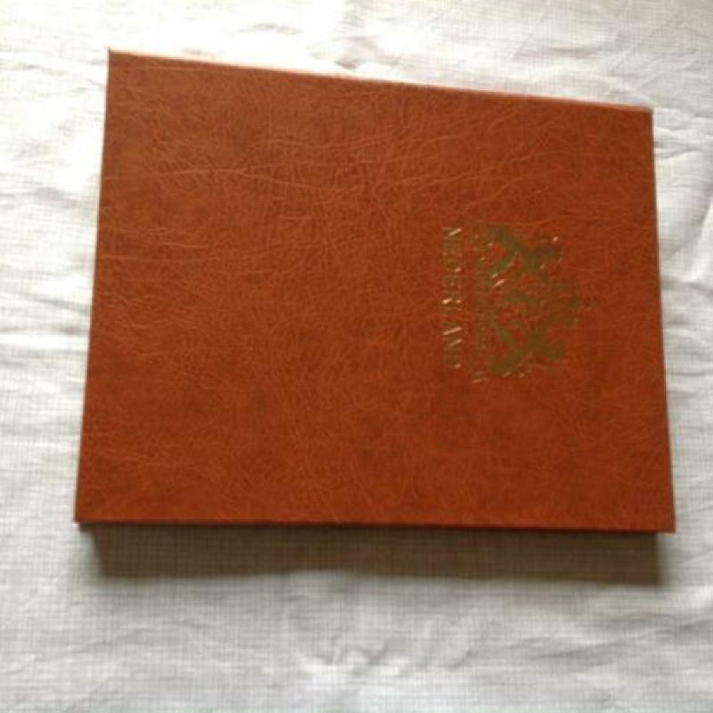 Postzegel album Nederland deel 2