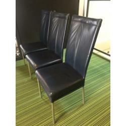 Eettafel met 6 stoelen