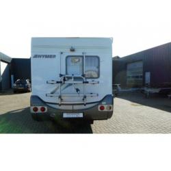 Hymer B654 met 2x zonnepaneel