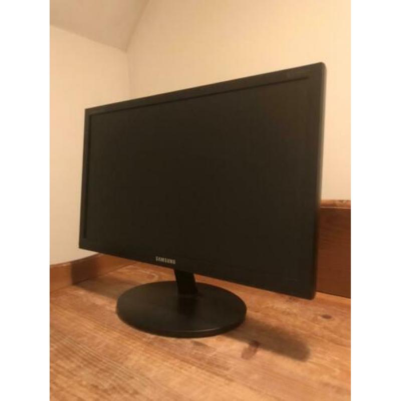 Samsung E2220 monitor / beeldscherm 22 inch