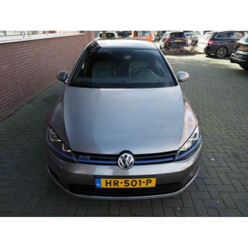 Volkswagen Golf 1.4 TSI GTE * GTI * LED Leder Pano Adaptive