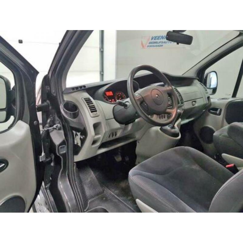Renault Trafic 2.0dCi 115PK L2/H1 Dubbele Cabine Black Editi