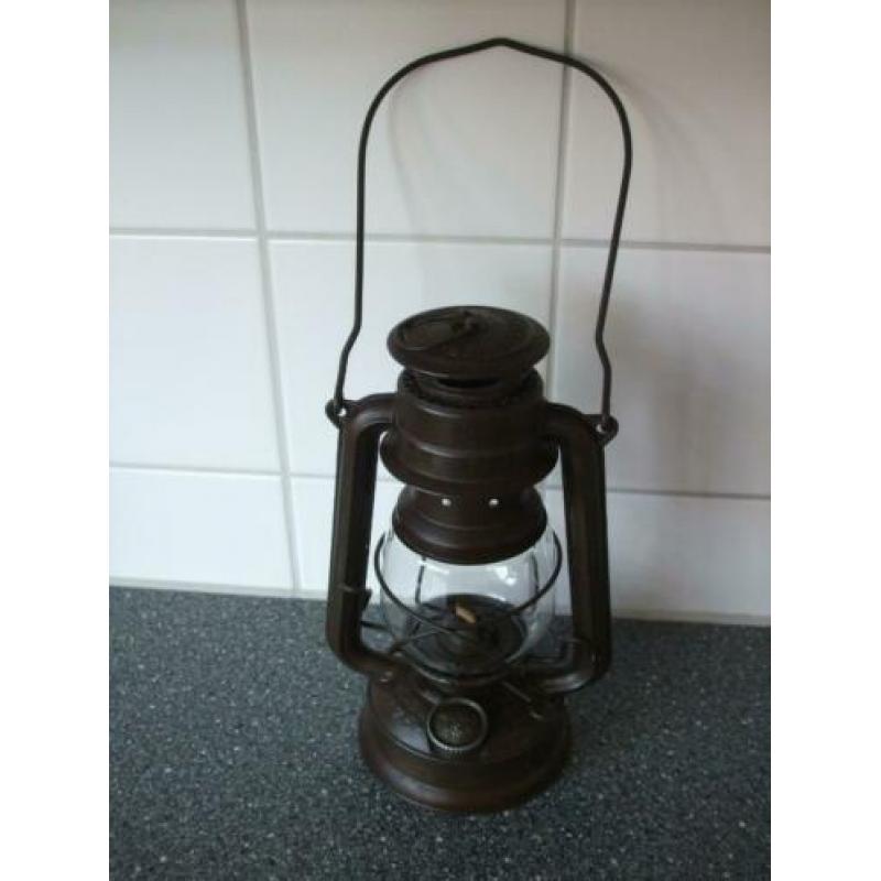 oude lamp stormlamp olielamp Feuerhand militaria